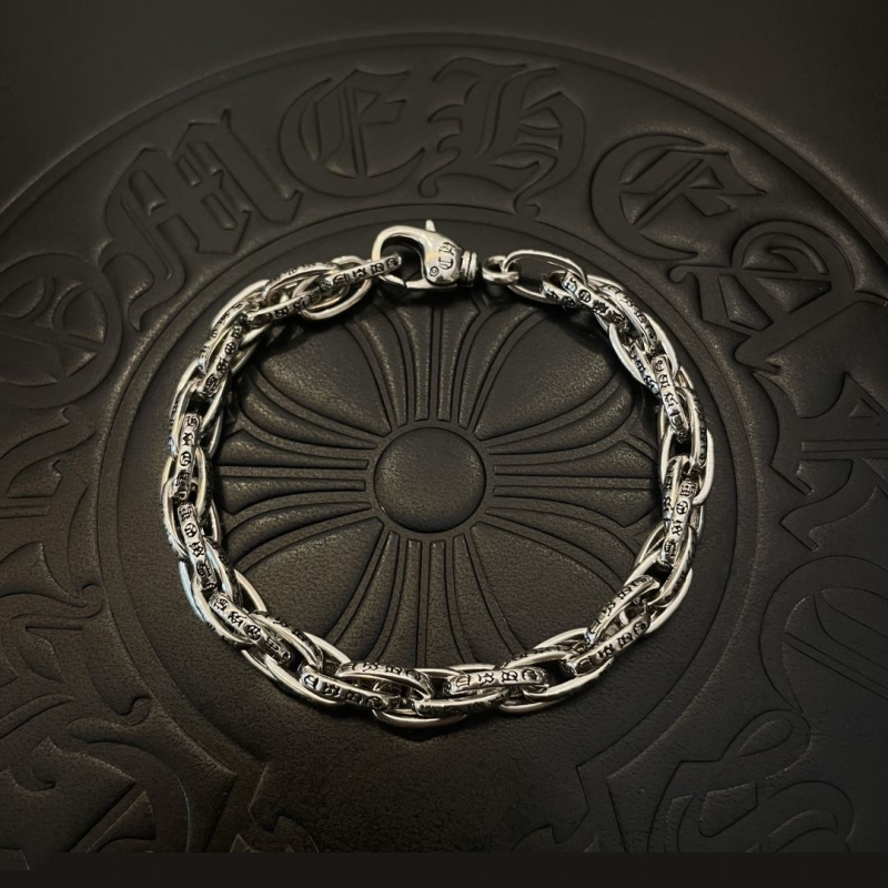 Ch**me He**ts bracelets